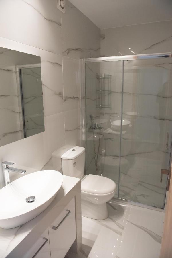 Newly Renovated Flat 500M From Subway Station Apartment Athens Exterior photo
